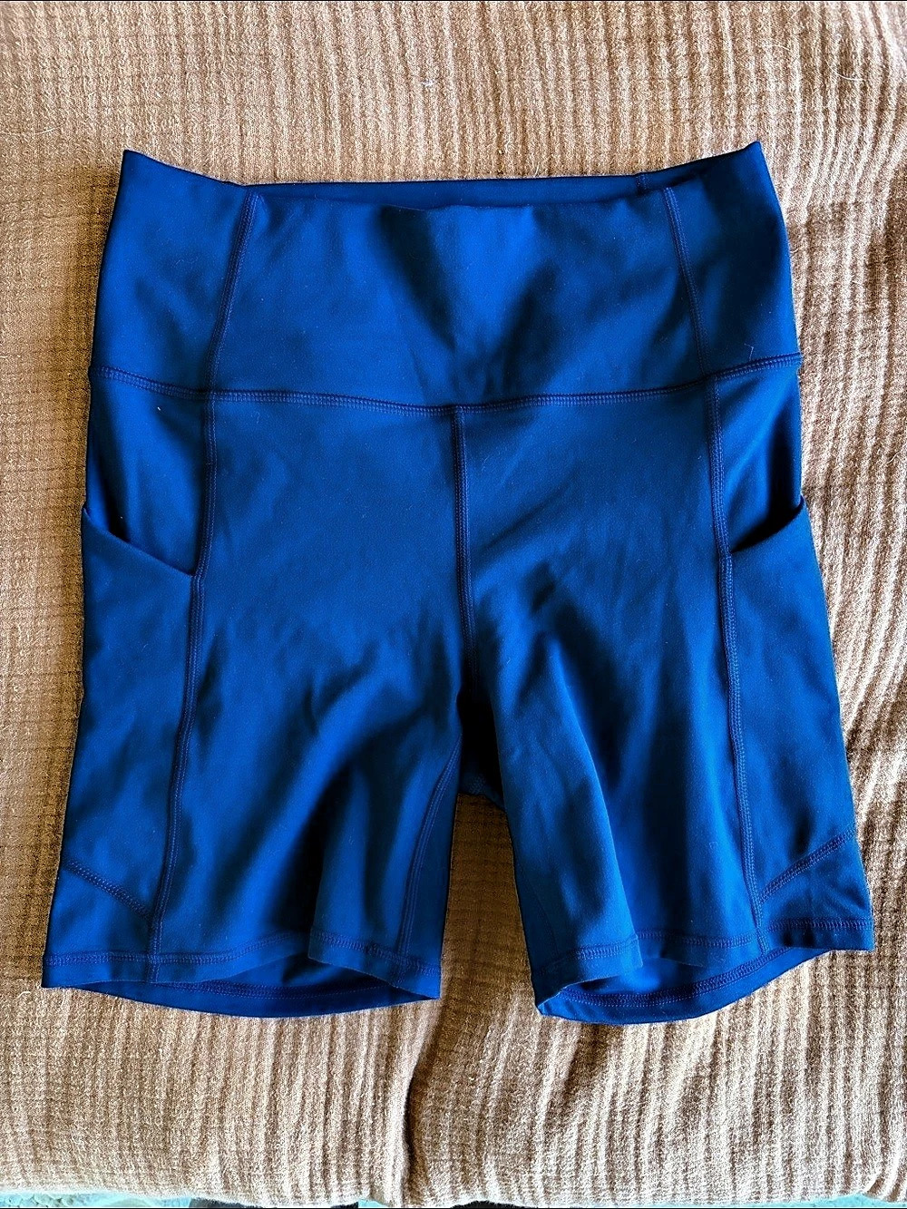 NWOT Fabletics Biker Shorts Navy Blue Size Small